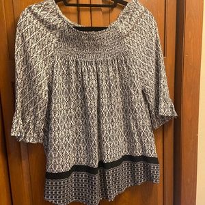 Black & White Rayon Croft & Barrow Top in Small